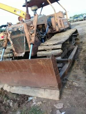 มี VDO ให้ชม.CAT D4E ตีนเป็ด ราคา 220000 มี 2 คัน