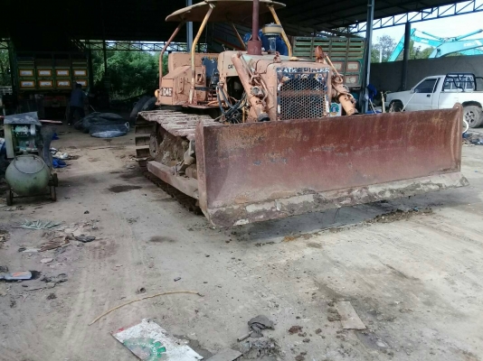 มี VDO ให้ชม.CAT D4E ตีนเป็ด ราคา 220000 มี 2 คัน