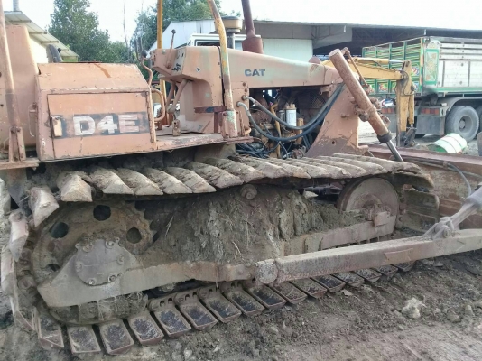 มี VDO ให้ชม.CAT D4E ตีนเป็ด ราคา 220000 มี 2 คัน มี VDO ให้ชม.CAT D4E ตีนเป็ด ราคา 220000 มี 2 คัน