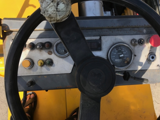 ขายรถบด3ตันSUMITOMOรุ่นHV30VCRหน้าเหล็กหลังยาง3เส้นนำเข้าญี่ปุ่น ไม่เคยใช้งานในไทยสภาพดีพร้อมใช้งาน Line:Jiraroj2909