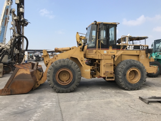 CATERPILLAR 950F2 รถนำเข้าจากญี่ปุ่น สภาพสวยครับ