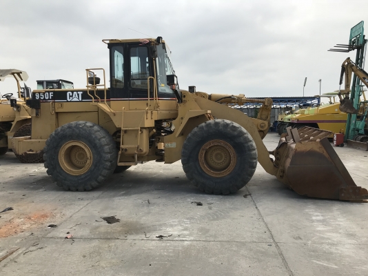 CATERPILLAR 950F2 รถนำเข้าจากญี่ปุ่น สภาพสวยครับ