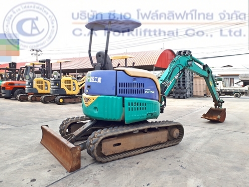 ขาย รถขุด แบคโฮ KOMATSU รุ่น PC30MR-1 ใช้งานมาเพียง 4600 ชม