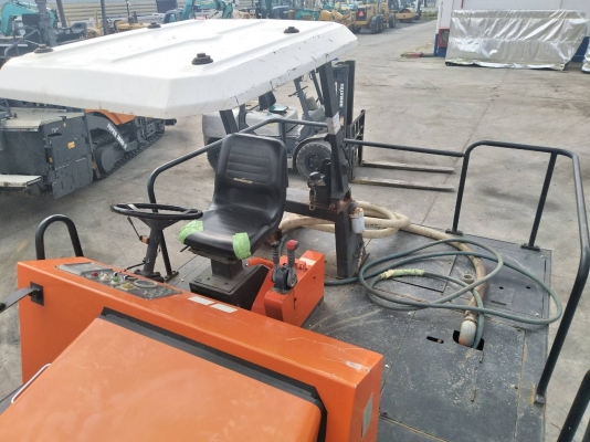 ขายรถบด DYNAPAC RT200WT-C เกียร์ออโต้ จากญี่ปุ่น สวยๆ สภาพเดิมๆ ราคาดีๆ โทร. 092-929-9942 ธีรเทพ ขายรถบด DYNAPAC RT200WT-C เกียร์ออโต้ จากญี่ปุ่น สวยๆ สภาพเดิมๆ ราคาดีๆ โทร. 092-929-9942 ธีรเทพ