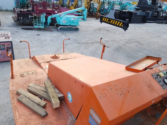 ถึงแล้วครับ DYNAPAC CP202W จากญี่ปุ่น เกียร์ธรรมดา ใช้งาน 4,000ชม.สวยๆ โทร 092-929-9942 ธีรเทพครับ