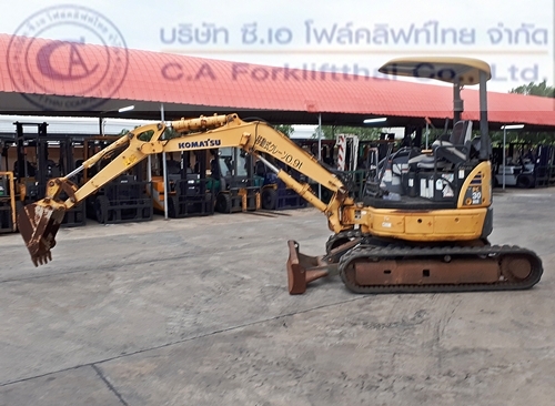 ขาย รถขุดแบคโฮ KOMATSU รุ่น PC30MR-2  ใช้งานมาเพียง 1000 ชม