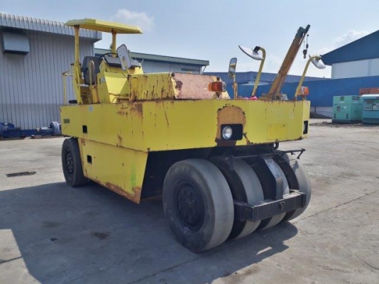 รถบดล้อยาง 9 ล้อ SAKAI TS200 # 22822 มือสองญี่ปุ่น