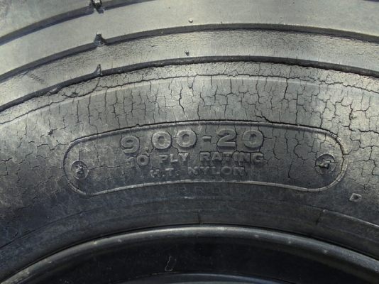 รถบดล้อยาง 9 ล้อ SAKAI TS200 # 22822 มือสองญี่ปุ่น