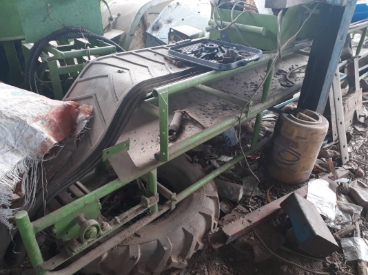 ขาย เครื่องอัดอิฐบล็อค ครบชุด สภาพใหม่ไม่ค่อยได้ใช้งาน ขาย เครื่องอัดอิฐบล็อค ครบชุด สภาพใหม่ไม่ค่อยได้ใช้งาน