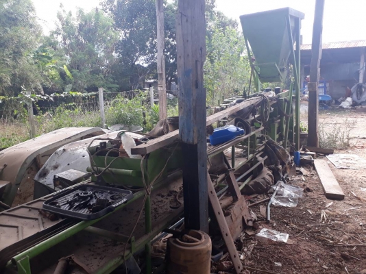 ขาย เครื่องอัดอิฐบล็อค ครบชุด สภาพใหม่ไม่ค่อยได้ใช้งาน ขาย เครื่องอัดอิฐบล็อค ครบชุด สภาพใหม่ไม่ค่อยได้ใช้งาน