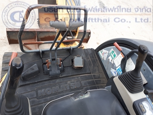 ขาย รถขุด แบคโฮ KOMATSU รุ่น PC30MR-2 คันที่ 2 ใช้งานมาเพียง 1700 ชม