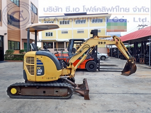ขาย รถขุด แบคโฮ KOMATSU รุ่น PC30MR-2 คันที่ 2 ใช้งานมาเพียง 1700 ชม