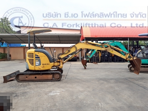 ขาย รถขุด แบคโฮ KOMATSU รุ่น PC30MR-2 คันที่ 3 ใช้งานมาเพียง 2000 ชม