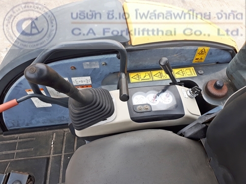 ขาย รถขุด แบคโฮ KOMATSU รุ่น PC30MR-2 คันที่ 3 ใช้งานมาเพียง 2000 ชม