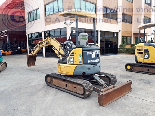 ขาย รถขุด แบคโฮ KOMATSU รุ่น PC30MR-2 คันที่ 3 ใช้งานมาเพียง 2000 ชม