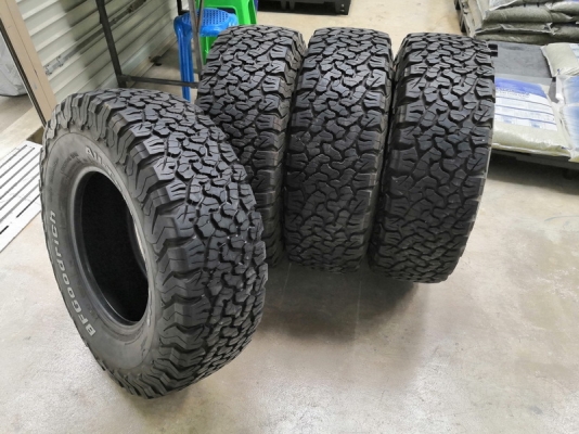 ยาง BF ko2 AllTerrain 265/75/16 สภาพใหม่มาก เพิ่งใส่ลงพื้น 4เส้น ยาง BF ko2 AllTerrain 265/75/16 สภาพใหม่มาก เพิ่งใส่ลงพื้น 4เส้น