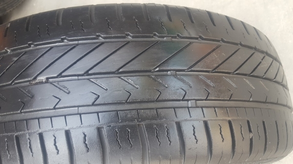 ขายยาง\% 185/65/14 ปี 14 Goodyear 4 เส้น
