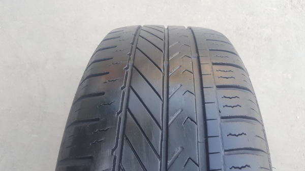 ขายยาง\% 185/65/14 ปี 14 Goodyear 4 เส้น