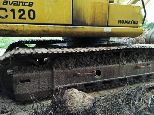 มี VDO ให้ชม.KOMATSU PC120-6E รถเชคนอกระบบดีราคา 900,000 นครศรีธรรมราช