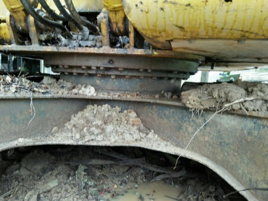 มี VDO ให้ชม.รถแบคโฮ KOMATSU PC120-6 เอกสารชุดจดทะเบียน ระบบไฟเต็ม รถเก่านอก ราคา 900000