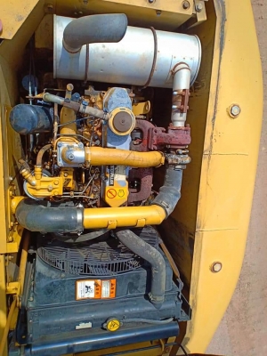 ขายจ้า.CATERPILLAR 312B. เก่านอกแท้  เดิมๆๆ  สภาพสวย แทรค 60  5,xxx ชั่วโมง  พร้อมใช้  โทร 089-3818694. จ๊อย