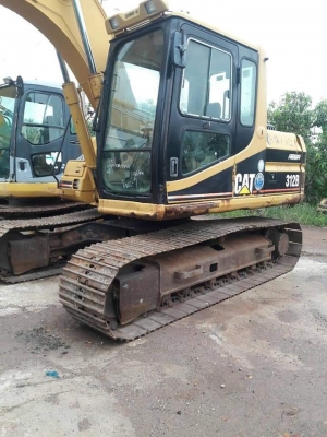 ขายจ้า.CATERPILLAR 312B. เก่านอกแท้  เดิมๆๆ  สภาพสวย แทรค 60  5,xxx ชั่วโมง  พร้อมใช้  โทร 089-3818694. จ๊อย