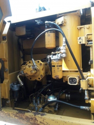 ขายจ้า.CATERPILLAR 312B. เก่านอกแท้  เดิมๆๆ  สภาพสวย แทรค 60  5,xxx ชั่วโมง  พร้อมใช้  โทร 089-3818694. จ๊อย