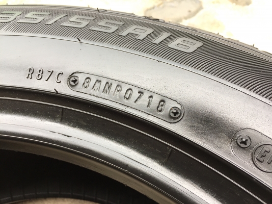 ยาง DUNLOP 235-55-18 ปี 18 ครบชุด 4 เส้น 6500 สวยๆไม่บวมไม่กินข้างดอกยางเหลือเยอะเอาไปวิ่งกันใด้อีกย ยาง DUNLOP 235-55-18 ปี 18 ครบชุด 4 เส้น 6500 สวยๆไม่บวมไม่กินข้างดอกยางเหลือเยอะเอาไปวิ่งกันใด้อีกย