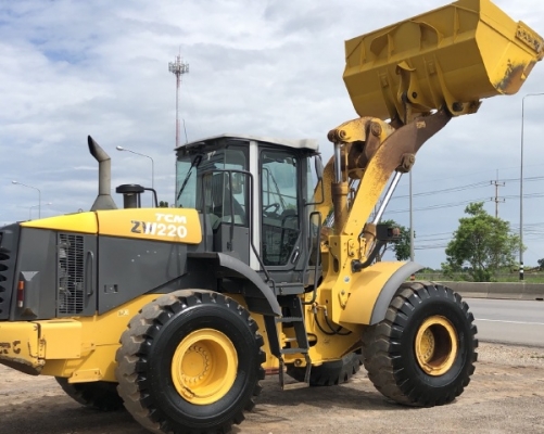 ขายรถตักล้อยาง HITACHI ZW220 (เทียบเท่า WA380-6) นำเข้าเองจากญี่ปุ่น สภาพสวยพร้อมใช้ มีVDOการทำงานครับ