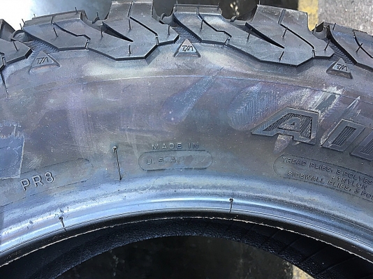 BFGoodrich KO2 285/55R20 ยางออฟโรดเข้าใหม่ ตัวหนังสือดำ BFGoodrich KO2 285/55R20 ยางออฟโรดเข้าใหม่ ตัวหนังสือดำ