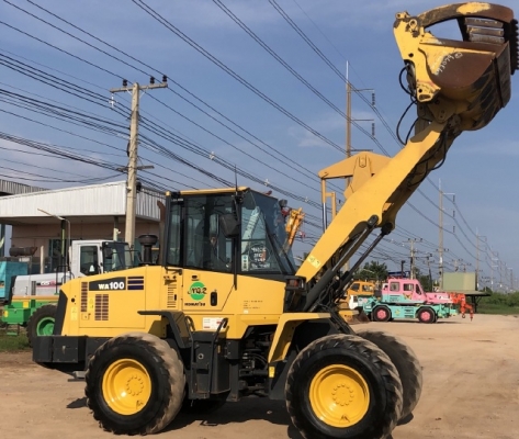 ขายรถตักล้อยาง KOMATSU WA100-5 แขนยาวพิเศษ นำเข้าเองจากญี่ปุ่น สภาพสวยพร้อมใช้ มีVDOการทำงานครับ ขายรถตักล้อยาง KOMATSU WA100-5 แขนยาวพิเศษ นำเข้าเองจากญี่ปุ่น สภาพสวยพร้อมใช้ มีVDOการทำงานครับ