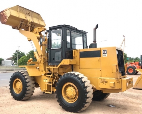 ขายรถตักล้อยาง CAT 936Z (4,XXX ชั่วโมง) นำเข้าเองจากญี่ปุ่น สภาพสวยพร้อมใช้ มีVDOการทำงานครับ ขายรถตักล้อยาง CAT 936Z (4,XXX ชั่วโมง) นำเข้าเองจากญี่ปุ่น สภาพสวยพร้อมใช้ มีVDOการทำงานครับ