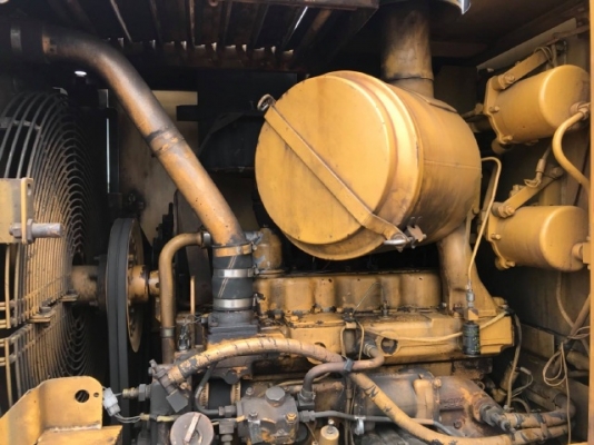 ขายรถตักล้อยาง CAT 936Z (4,XXX ชั่วโมง) นำเข้าเองจากญี่ปุ่น สภาพสวยพร้อมใช้ มีVDOการทำงานครับ ขายรถตักล้อยาง CAT 936Z (4,XXX ชั่วโมง) นำเข้าเองจากญี่ปุ่น สภาพสวยพร้อมใช้ มีVDOการทำงานครับ