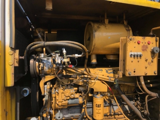 ขายรถตักล้อยาง CAT 950F มีใบมีดดัน นำเข้าเองจากญี่ปุ่น สภาพสวยพร้อมใช้ มีVDOการทำงานครับ ขายรถตักล้อยาง CAT 950F มีใบมีดดัน นำเข้าเองจากญี่ปุ่น สภาพสวยพร้อมใช้ มีVDOการทำงานครับ