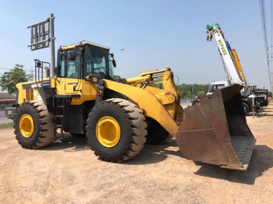 ขายรถตักล้อยาง KOMATSU WA470-6 ปี 2010 นำเข้าเองจากญี่ปุ่น สภาพสวยพร้อมใช้ มีVDOการทำงานครับ