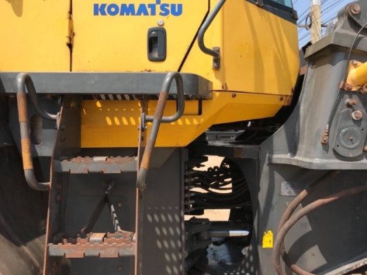 ขายรถตักล้อยาง KOMATSU WA470-6 ปี 2010 นำเข้าเองจากญี่ปุ่น สภาพสวยพร้อมใช้ มีVDOการทำงานครับ