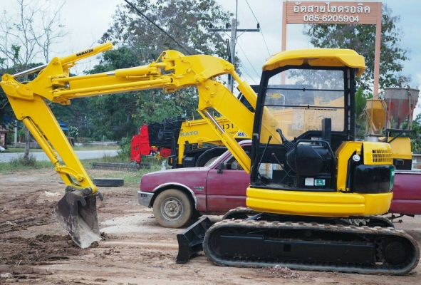 ขายด่วนรถขุดเก่าญี่ปุ่น KOMATSU PC58SF