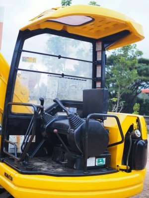 ขายด่วนรถขุดเก่าญี่ปุ่น KOMATSU PC58SF