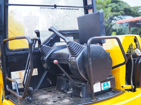 ขายด่วนรถขุดเก่าญี่ปุ่น KOMATSU PC58SF