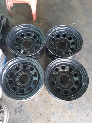 กะทะ Rock 6รู139 ขอบ 16*8 et-25 สภาพสวยๆ 1ชุด