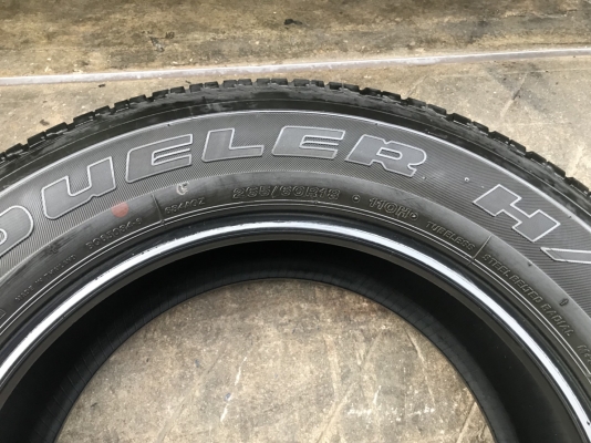ยาง Bridgestone 265-60-18 ปี 16 ดอกเต็มๆทุกเส้น