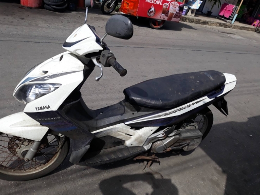 yamaha nouvo ปี 49 เล่มโอน ภาษี 2ปีกว่า