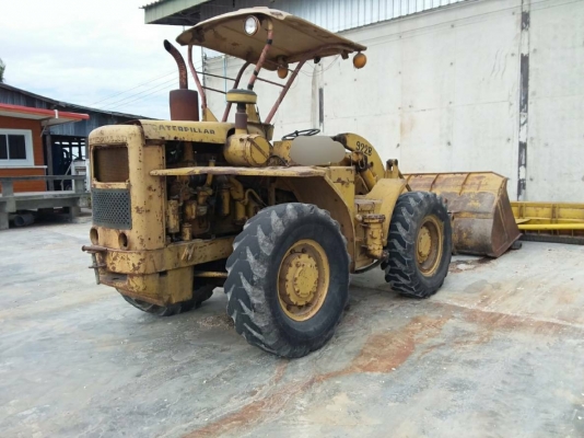 ขายรถตักล้อยาง  Cat 922 B จำนวน 2 คัน