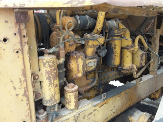 ขายรถตักล้อยาง  Cat 922 B จำนวน 2 คัน