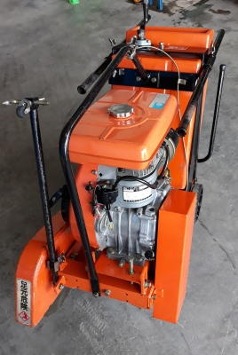 ขายเครื่องตัดคอนกรีตยี่ห้อMIKASA เครื่องยนต์Robin EY35D ขนาด8.5 แรง พร้อมใบตัดขนาด14นิ้วหนา3มม. คัดมาจากญี่ปุ่นสภาพสวยมาก พร้อมใช้งานได้เลยครับ