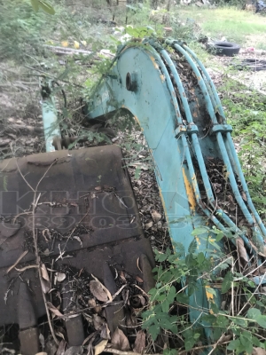 ขายด่วน บูมอาม komatsu 120 พร้อมบุ้งกี้ ปาก90 ไม่มีกะบอก ขาย 75000 บาท