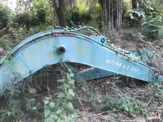 ขายด่วน บูมอาม komatsu 120 พร้อมบุ้งกี้ ปาก90 ไม่มีกะบอก ขาย 75000 บาท