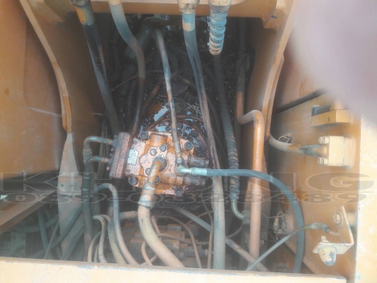 ขายด่วน รถแบคโฮ 220LCV เครื่องดี ปั้มดี เอวแน่น พร้อมใช้งาน เพียง 590000 บาท