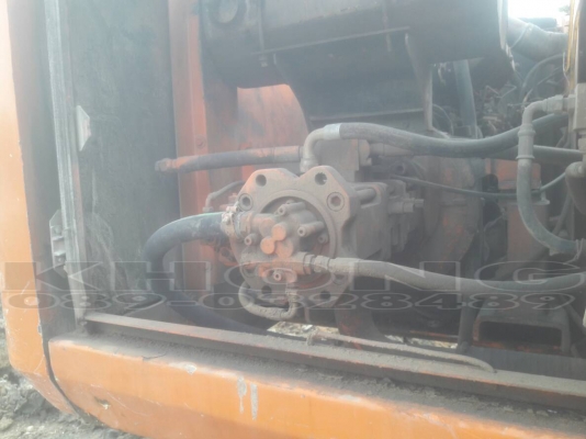 ขายด่วน รถแบคโฮ 220LCV เครื่องดี ปั้มดี เอวแน่น พร้อมใช้งาน เพียง 590000 บาท