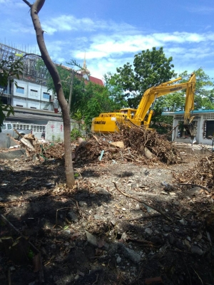 ปิดการขาย!!PC200-3 คอนโทรลสั้น ช่วงล่างเต็ม ทำงานไว ปิดการขาย!!PC200-3 คอนโทรลสั้น ช่วงล่างเต็ม ทำงานไว